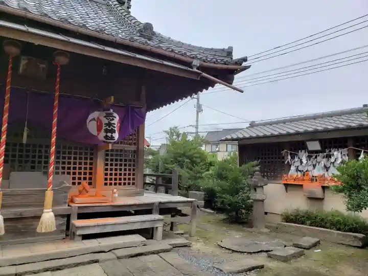 三ツ木神社の本殿・本堂