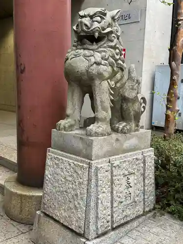 築土神社の狛犬