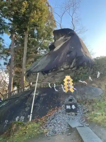 櫻山神社の{uncategorized: "未分類", other: "その他", undefined: "問題あり", building: "その他建物", grave: "お墓", sacred_gate: "鳥居", guardian: "狛犬", statue: "像", buddha: "仏像", history: "歴史", nature: "自然", garden: "庭園", animal: "動物", pagoda: "塔", temizu: "手水舎", mountain_gate: "山門・神門", sanctuary: "本殿・本堂", subordinate: "末社・摂社", art: "芸術", scenery: "景色", jizo: "地蔵", ema: "絵馬", goshuin: "御朱印", omikuji: "おみくじ", items: "授与品その他", amulet: "お守り", goshuincho: "御朱印帳", eats: "食事", festival: "お祭り", votive_dance: "神楽", shichigosan: "七五三参", wedding: "結婚式", experience: "体験その他", initially: "初詣", around: "周辺", anti_infection: "感染症対策"}
