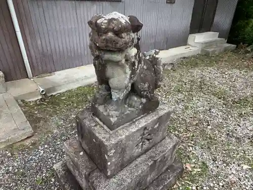 春日神社の狛犬