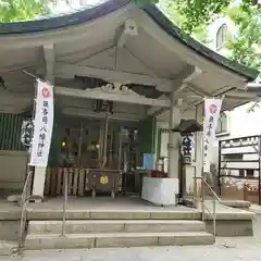 銀杏岡八幡神社の本殿