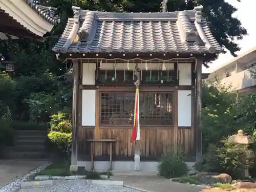 水堂須佐男神社の末社・摂社