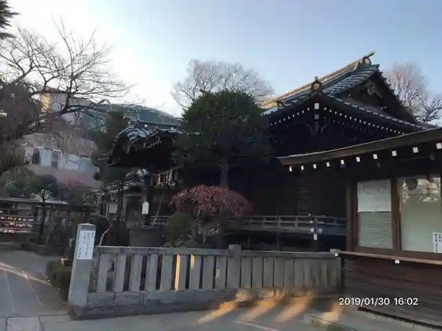 白山神社の本殿・本堂