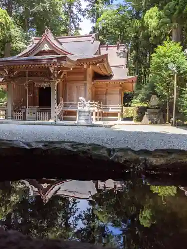 須山浅間神社の本殿・本堂