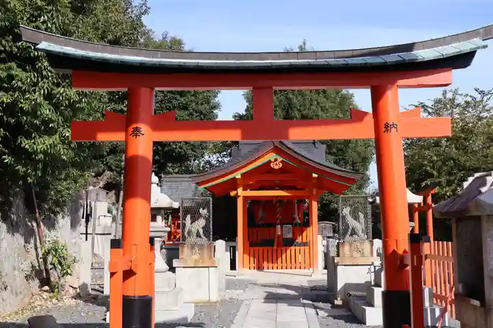 義照稲荷神社・稲荷命婦元宮(建勲神社末社)(京都府)