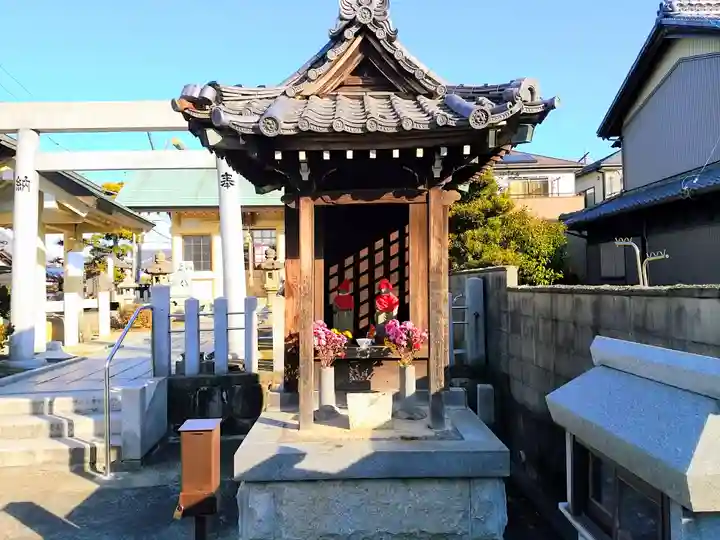 坂折社の末社・摂社