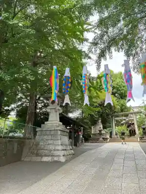 諏訪神社の{uncategorized: "未分類", other: "その他", undefined: "問題あり", building: "その他建物", grave: "お墓", sacred_gate: "鳥居", guardian: "狛犬", statue: "像", buddha: "仏像", history: "歴史", nature: "自然", garden: "庭園", animal: "動物", pagoda: "塔", temizu: "手水舎", mountain_gate: "山門・神門", sanctuary: "本殿・本堂", subordinate: "末社・摂社", art: "芸術", scenery: "景色", jizo: "地蔵", ema: "絵馬", goshuin: "御朱印", omikuji: "おみくじ", items: "授与品その他", amulet: "お守り", goshuincho: "御朱印帳", eats: "食事", festival: "お祭り", votive_dance: "神楽", shichigosan: "七五三参", wedding: "結婚式", experience: "体験その他", initially: "初詣", around: "周辺", anti_infection: "感染症対策"}