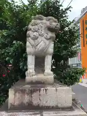 三輪神社の狛犬