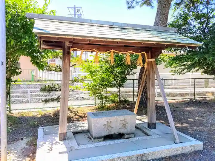 神宮社の手水舎