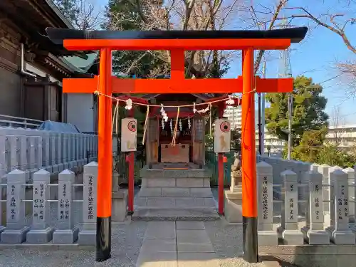 星川杉山神社の鳥居