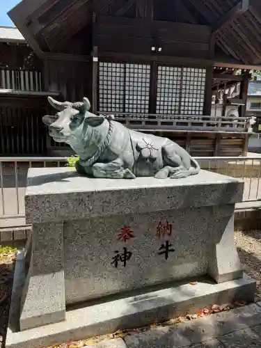 日吉神社の{uncategorized: "未分類", other: "その他", undefined: "問題あり", building: "その他建物", grave: "お墓", sacred_gate: "鳥居", guardian: "狛犬", statue: "像", buddha: "仏像", history: "歴史", nature: "自然", garden: "庭園", animal: "動物", pagoda: "塔", temizu: "手水舎", mountain_gate: "山門・神門", sanctuary: "本殿・本堂", subordinate: "末社・摂社", art: "芸術", scenery: "景色", jizo: "地蔵", ema: "絵馬", goshuin: "御朱印", omikuji: "おみくじ", items: "授与品その他", amulet: "お守り", goshuincho: "御朱印帳", eats: "食事", festival: "お祭り", votive_dance: "神楽", shichigosan: "七五三参", wedding: "結婚式", experience: "体験その他", initially: "初詣", around: "周辺", anti_infection: "感染症対策"}