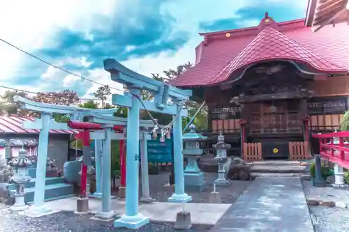 大鏑神社の本殿