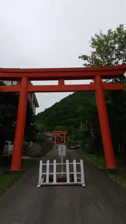 羅臼神社の鳥居