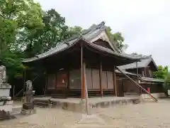 神明社の本殿