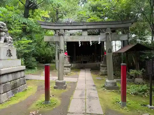 四合稲荷神社(東京都)