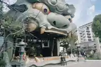 難波八阪神社の{uncategorized: "未分類", other: "その他", undefined: "問題あり", building: "その他建物", grave: "お墓", sacred_gate: "鳥居", guardian: "狛犬", statue: "像", buddha: "仏像", history: "歴史", nature: "自然", garden: "庭園", animal: "動物", pagoda: "塔", temizu: "手水舎", mountain_gate: "山門・神門", sanctuary: "本殿・本堂", subordinate: "末社・摂社", art: "芸術", scenery: "景色", jizo: "地蔵", ema: "絵馬", goshuin: "御朱印", omikuji: "おみくじ", items: "授与品その他", amulet: "お守り", goshuincho: "御朱印帳", eats: "食事", festival: "お祭り", votive_dance: "神楽", shichigosan: "七五三参", wedding: "結婚式", experience: "体験その他", initially: "初詣", around: "周辺", anti_infection: "感染症対策"}