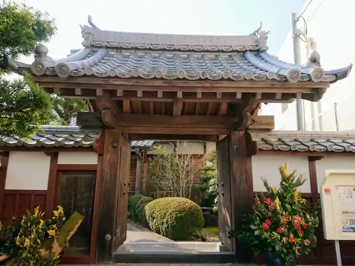 嶺樹院の山門・神門