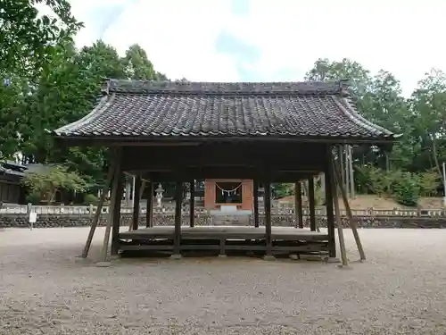 四郷八柱神社の本殿・本堂