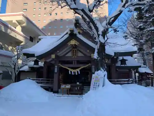 三吉神社の本殿