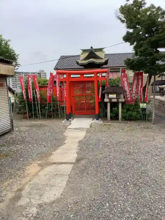 秋葉三尺坊大士 大士堂(秋葉教会)の鳥居