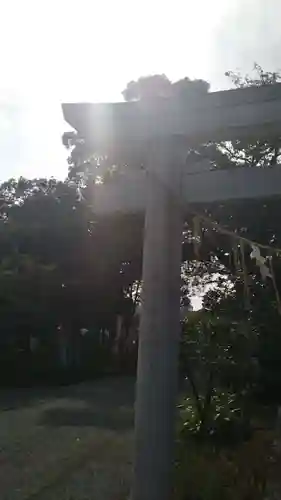 尾曳稲荷神社の鳥居