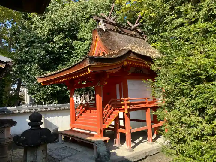 人麿神社の本殿・本堂