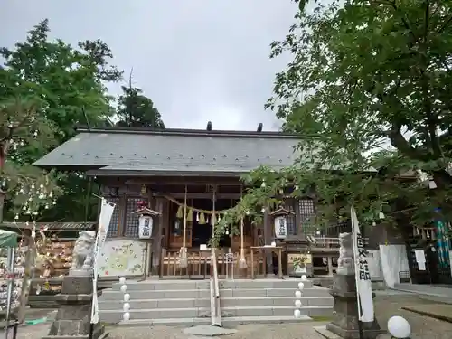 二柱神社の本殿