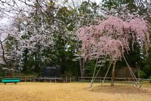 安達太良神社の周辺