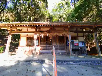 大三神社(白山町)の本殿・本堂