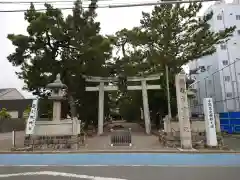 手筒花火発祥の地 吉田神社の鳥居