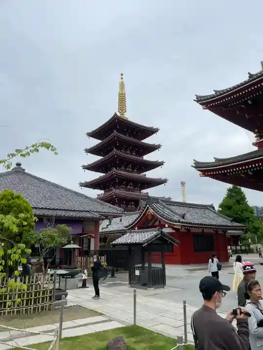 浅草寺の塔