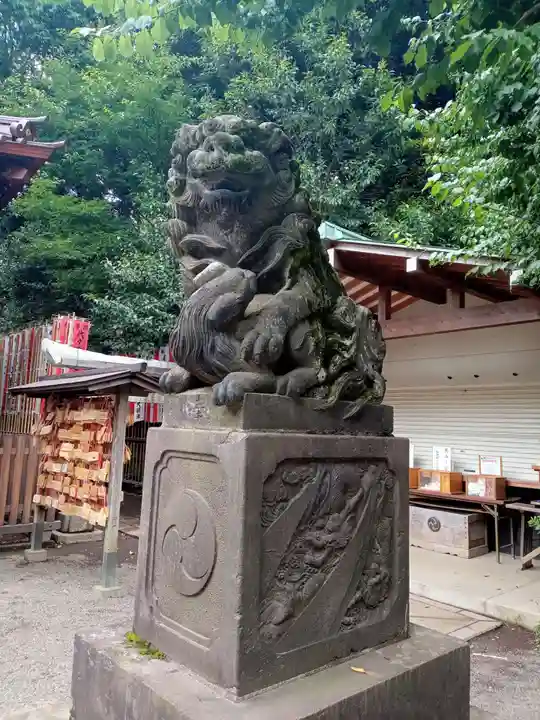 代々木八幡宮の狛犬