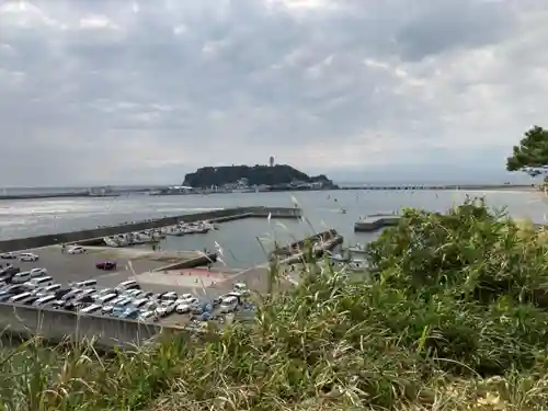 小動神社の景色