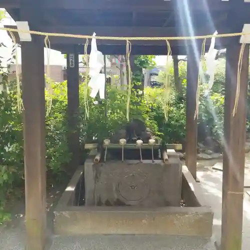 太田姫稲荷神社の手水舎
