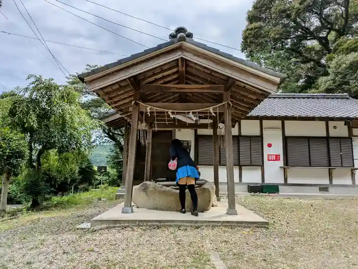 五社神社の手水舎