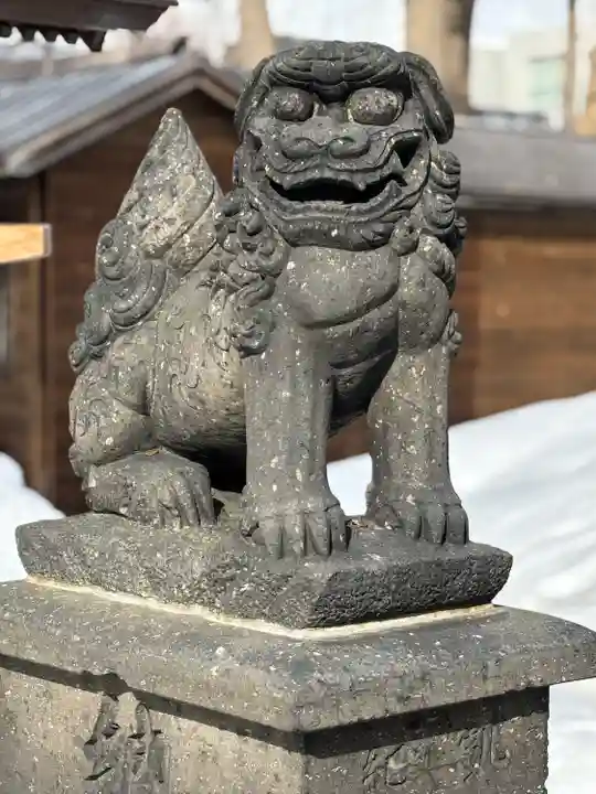 札幌諏訪神社の狛犬