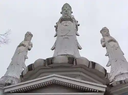 鳥居観音(埼玉県)