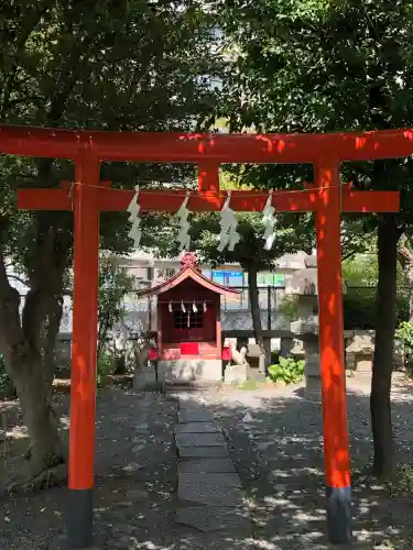 町田天満宮の{uncategorized: "未分類", other: "その他", undefined: "問題あり", building: "その他建物", grave: "お墓", sacred_gate: "鳥居", guardian: "狛犬", statue: "像", buddha: "仏像", history: "歴史", nature: "自然", garden: "庭園", animal: "動物", pagoda: "塔", temizu: "手水舎", mountain_gate: "山門・神門", sanctuary: "本殿・本堂", subordinate: "末社・摂社", art: "芸術", scenery: "景色", jizo: "地蔵", ema: "絵馬", goshuin: "御朱印", omikuji: "おみくじ", items: "授与品その他", amulet: "お守り", goshuincho: "御朱印帳", eats: "食事", festival: "お祭り", votive_dance: "神楽", shichigosan: "七五三参", wedding: "結婚式", experience: "体験その他", initially: "初詣", around: "周辺", anti_infection: "感染症対策"}
