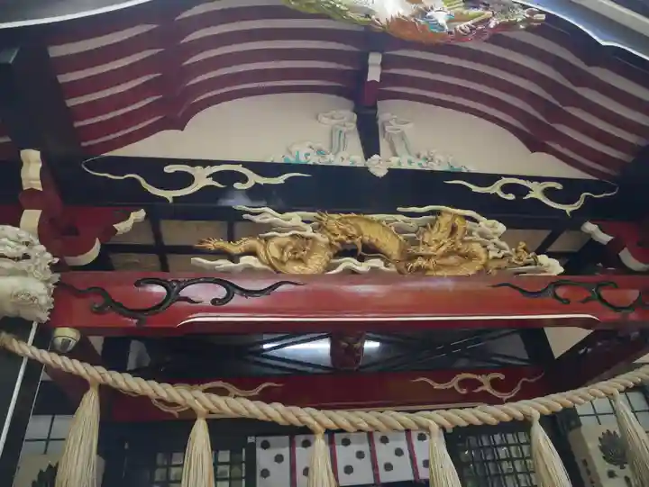 新屋山神社の芸術