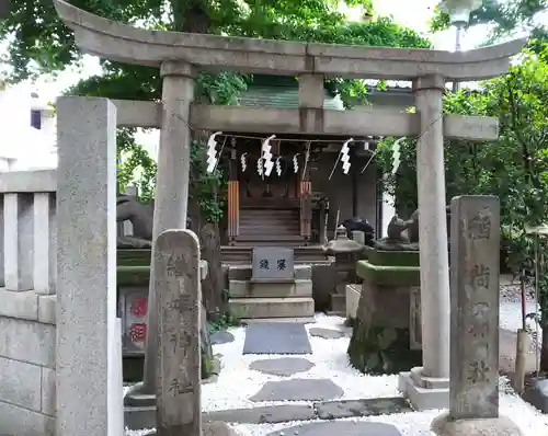 小野照崎神社の末社