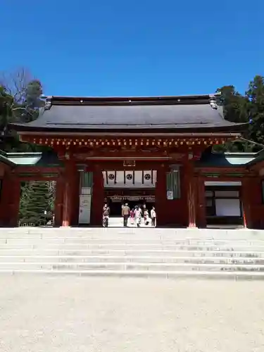 志波彦神社・鹽竈神社の山門・神門