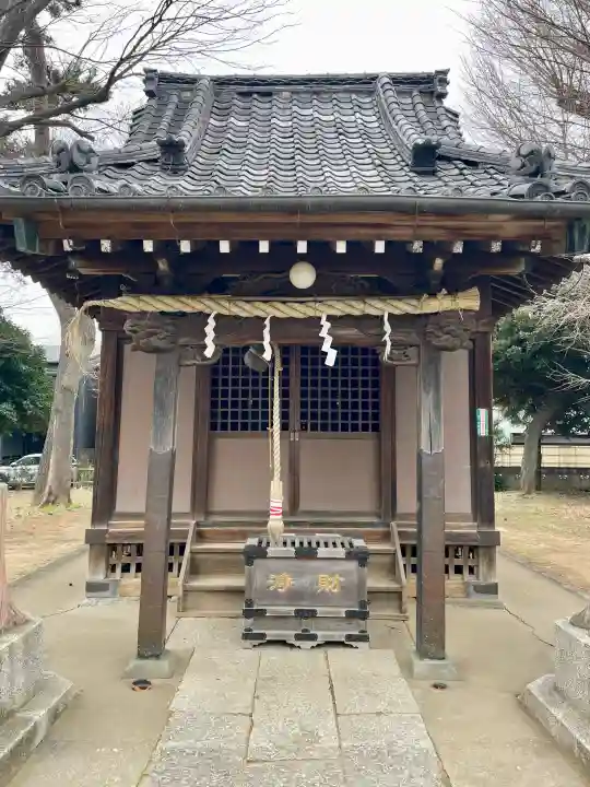 上小岩天祖神社の{uncategorized: "未分類", other: "その他", undefined: "問題あり", building: "その他建物", grave: "お墓", sacred_gate: "鳥居", guardian: "狛犬", statue: "像", buddha: "仏像", history: "歴史", nature: "自然", garden: "庭園", animal: "動物", pagoda: "塔", temizu: "手水舎", mountain_gate: "山門・神門", sanctuary: "本殿・本堂", subordinate: "末社・摂社", art: "芸術", scenery: "景色", jizo: "地蔵", ema: "絵馬", goshuin: "御朱印", omikuji: "おみくじ", items: "授与品その他", amulet: "お守り", goshuincho: "御朱印帳", eats: "食事", festival: "お祭り", votive_dance: "神楽", shichigosan: "七五三参", wedding: "結婚式", experience: "体験その他", initially: "初詣", around: "周辺", anti_infection: "感染症対策"}
