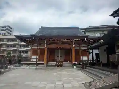 東覺寺の本殿・本堂