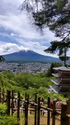 新倉富士浅間神社(山梨県)
