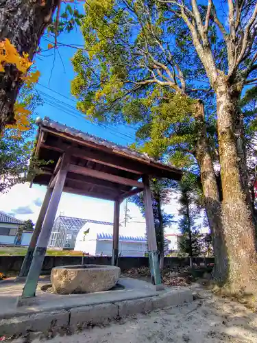 八劔社（上祖父江）の手水舎
