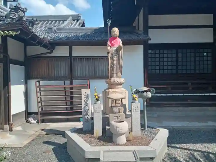 白雲寺の地蔵
