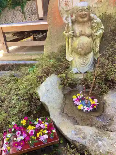 高龍寺の像