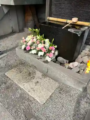 上尾御嶽神社の手水舎