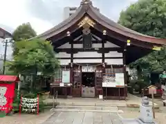 三輪神社の本殿