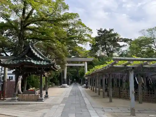 越ヶ谷久伊豆神社の{uncategorized: "未分類", other: "その他", undefined: "問題あり", building: "その他建物", grave: "お墓", sacred_gate: "鳥居", guardian: "狛犬", statue: "像", buddha: "仏像", history: "歴史", nature: "自然", garden: "庭園", animal: "動物", pagoda: "塔", temizu: "手水舎", mountain_gate: "山門・神門", sanctuary: "本殿・本堂", subordinate: "末社・摂社", art: "芸術", scenery: "景色", jizo: "地蔵", ema: "絵馬", goshuin: "御朱印", omikuji: "おみくじ", items: "授与品その他", amulet: "お守り", goshuincho: "御朱印帳", eats: "食事", festival: "お祭り", votive_dance: "神楽", shichigosan: "七五三参", wedding: "結婚式", experience: "体験その他", initially: "初詣", around: "周辺", anti_infection: "感染症対策"}